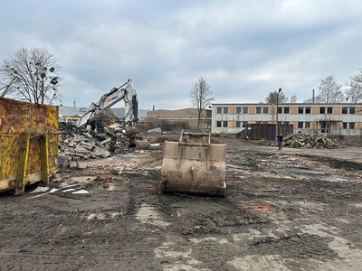 Building application, award & project mgt. demolition &new construction production property Radeberg